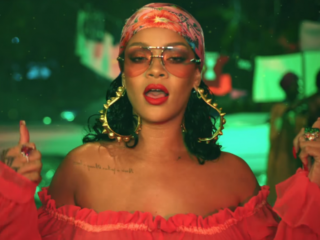 Rihanna troost een fan met liefdesverdriet en geeft advies