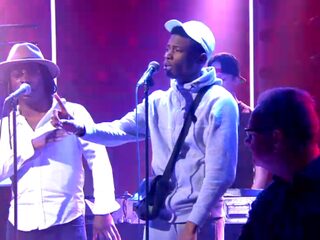 ABOUT LAST NIGHT: Sevn Alias in DWDD, een nieuwe Wiz Khalifa ft. Travi$ Scott en de laatste transfergeruchten