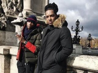 Jonna Fraser wordt verrast door Sevn Alias en Frenna tijdens clipshoot