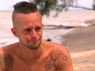 Merijn reageert op Temptation Island: "Tim is echt gek, denk ik"