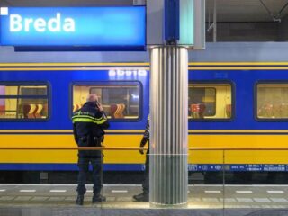 Twee treinen beschoten in Brabant, twee jongens (15) opgepakt