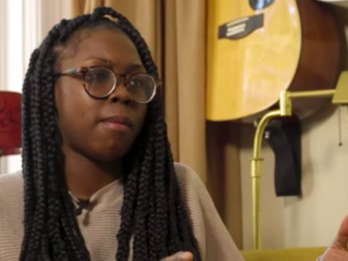 Instagram vs. Reality: Dylisa openhartig over kritiek op autotune