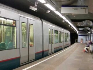 RET zoekt reizigers die vandaag bij metrostation Stadhuis waren om blootstelling asbest