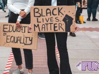 Oprichters racisme op school-petitie schrijven open brief aan Tweede Kamer