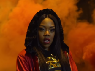 Britse Lady Leshurr komt hard in nieuwe Nandoleaks!
