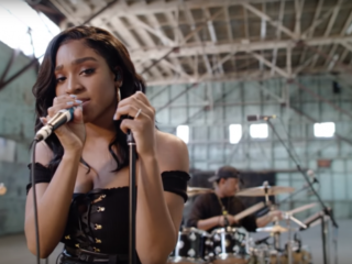 Ex-Fifth Harmony lid Normani releast eerste solotracks met Calvin Harris en Wizkid