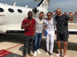 Memphis Depay verrast Winne met luxe b-day trip naar Parijs