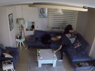 VIDEO: Turkse man 'gaat vreemd' en laat zich betrappen door woeste vrouw