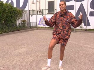 Amsterdamse Rocky is eerste vrouw in straatvoetbalversie FIFA 20