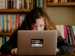 'Online lessen zorgen voor lagere kwaliteit onderwijs'