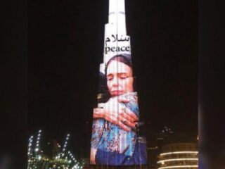 Nieuw-Zeelandse premier geëerd op Burj Khalifa: ''Moslims voelen oprechte empathie en steun''