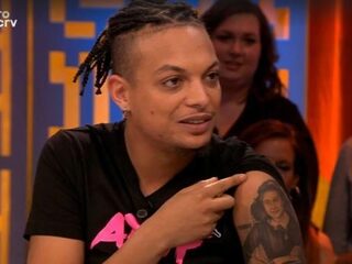 Ronnie Flex is Ambassadeur van de Vrijheid: ''Elke maand lees ik netjes de Historia''