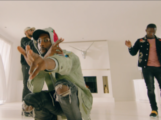 VIDEOPRIMEUR: Dopebwoy - Cartier (ft. Chivv en 3robi)