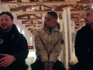 Ronnie Flex en Kraantje Pappie duiken in hun Molukse roots