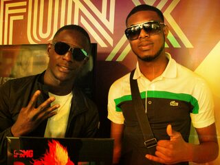 SBMG ontvangt goud voor 'Dansen'