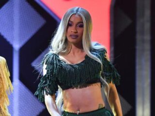 Cardi B slaat Super Bowl-optreden af uit steun voor Colin Kaepernick