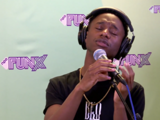 VIDEO: Chip Charlez van Rotterdam Airlines doet 'Domino's' live