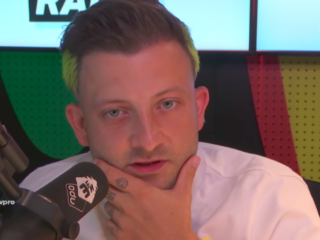 Mr. Polska vertelt openhartig over zijn paniekaanvallen