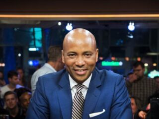 KNVB-commissie tegen racisme boos over aanstelling De Boer