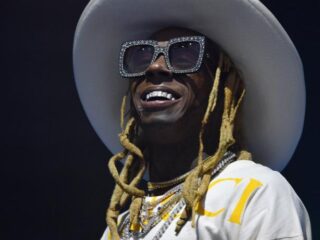 'Drugs en een wapen gevonden in privévliegtuig Lil Wayne'