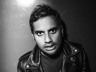 Aziz Ansari in AFAS Live met Road To Nowhere wereldtour