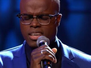 VIDEO: Jandino maakt Whitney Houston-remake van 'Mi No Lob'