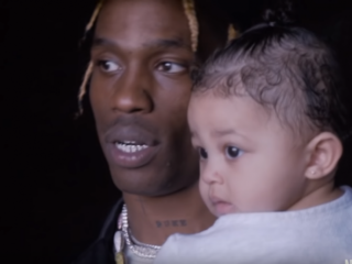 Travis Scott geeft kijkje achter de schermen in docu 'Look Mom I Can Fly'