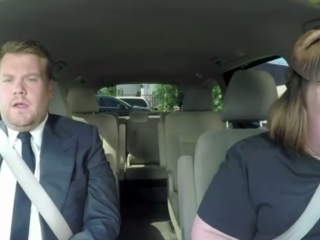 Chewbacca moeder carpoolt met James Corden