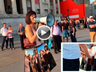 VIDEO: Kunstenares laat zich betasten aan haar kruis in Amsterdam