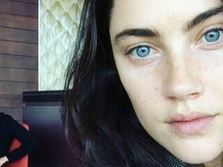 Huh? Dit meisje op Instagram knippert niet met haar ogen