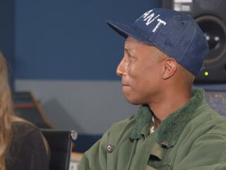 VIDEO: Jonge producer Maggie Rogers verbaast Pharrell