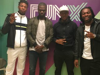 VIDEO: Rotterdam Airlines doet 'Gass' live bij FunX