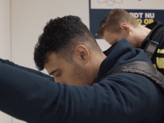 Nesim Najih kruipt in de huid van een drugsdealer in nieuwe docu