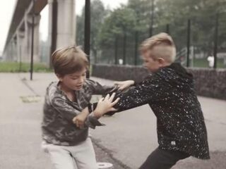 Ophef om SIRE-campagne 'Laat jij jouw jongen genoeg jongen zijn?'