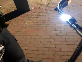 Bekeurde fietser vraagt politie om 'sletjeskorting'