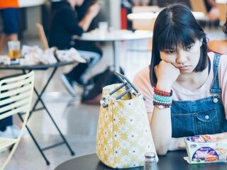 Man betaalt lunchschuld af voor alle scholen in de hele stad