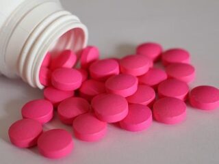 Inside drugs stories van Rotterdamse jongeren: "Af en toe een pilletje poppen kan geen kwaad toch?"