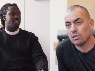 Amsterdams filmbedrijf 'Opslaan Als' stopt en wordt afgebrand door o.a. Kees de Koning, Jiggy Djé, Faberyayo en Akwasi