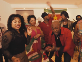 Nandoleaks met TeVé, Serry & AfuSensi, Aidonia en meer