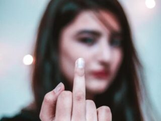 Waarom schelden met kanker als het anderen kan kwetsen?