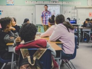 Deze school geeft les in 'volwassen zijn'
