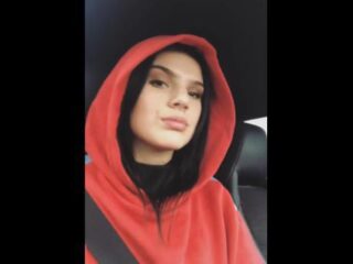 Famke Louise laat snippet horen van nieuwe tune