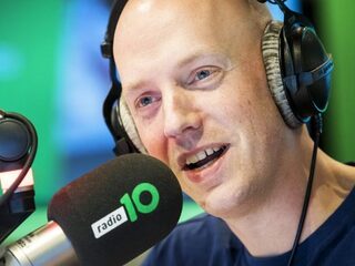 Organisaties dienen klacht in voor niet-vervolgen dj om lied 'Voorkomen is beter dan Chinezen'