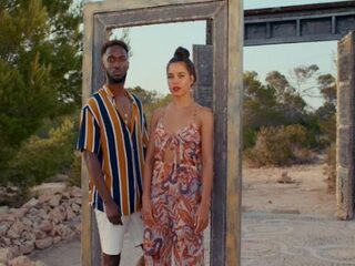 Eugy en King Promise de diXte met L.O.V.E!