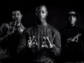 SBMG's Lowlands-optreden gecanceld door kettingbotsing