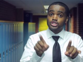 VIDEO: Leraar maakt grappige track voor eerste schooldag