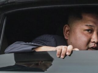 90.000 flessen wodka voor Kim Jong-un onderschept in Rotterdamse haven