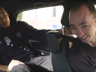 Virgil van Dijk bezorgt diehard Liverpool-fan de dag van zijn leven