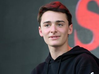 Stranger Things-acteur beschuldigd van meezingen n-woord in gelekte video