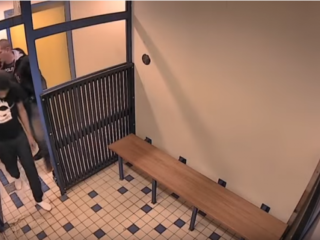 Sevn Alias 'gearresteerd' tijdens soundcheck